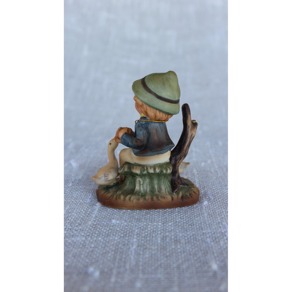 Vintage Napcoware Tiny Tots Boy with Accordion and Geese Porcelain Figurine - Picture 2 of 5
